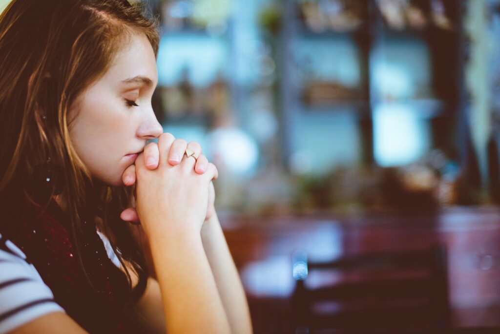 Improving Your Memory, Naturally 2 woman in prayer